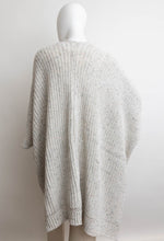 Load image into Gallery viewer, Thick Chunky Knit Pocket Ruana