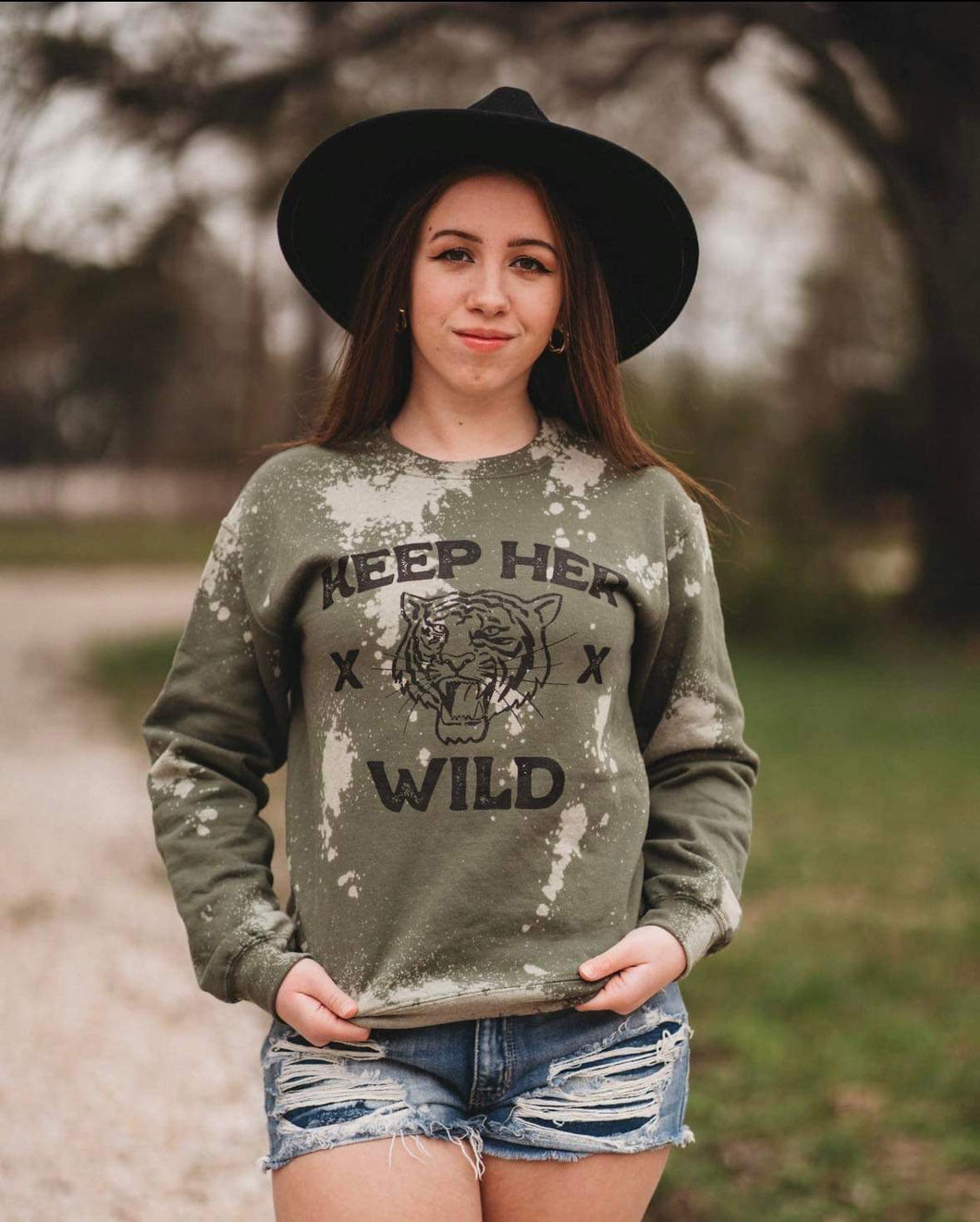 Unisex Keep Her Wild Pullover