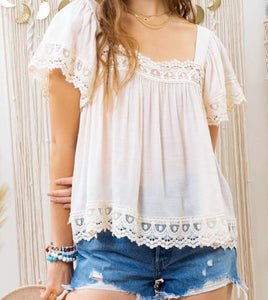 Flowy Crochet Blouse (2 color variations)