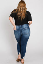 Load image into Gallery viewer, High Rise Distressed Skinny Denim