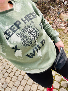 Unisex Keep Her Wild Pullover