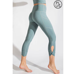 Buttery Soft Keyhole Capri Leggings