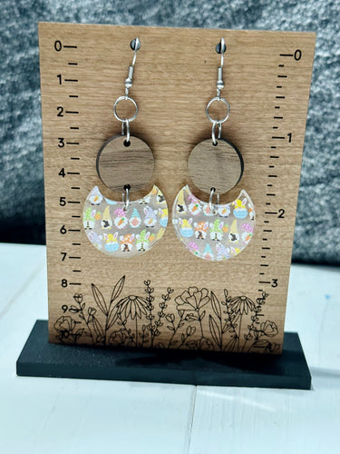 Acrylic and Wood Easter Gnomes