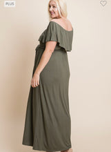 Load image into Gallery viewer, Off the Shoulder Maxi Dress (more colors)